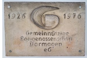 Gedenktafel zum 50. Gründungsjahr Gemeinnützige Baugenossenschaft Dormagen eG