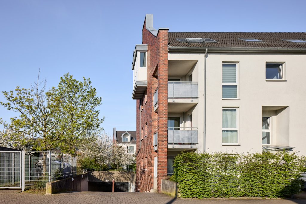 Schluss mit Parkstress! Tiefgaragenplatz zu vermieten Schluss mit Parkstress! Tiefgaragenplatz zu vermieten