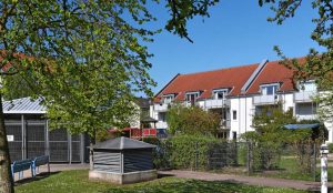 Ostpreussenallee 9–13, Stettiner-Strasse 2–10