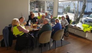 Müllsammelaktion Gemeinschaft nach der Aktion-BGD