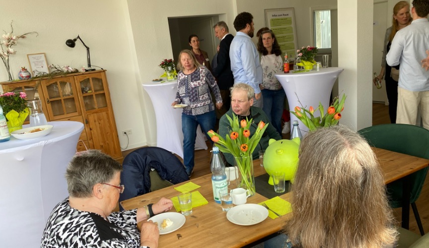 Quartiersbüro Innenraum – Beisammensein