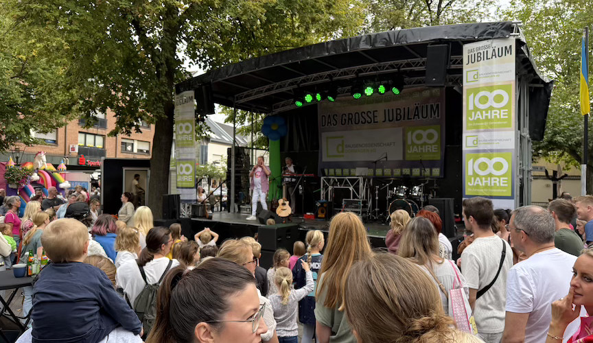 Jubiläumsfeier Bühne Publikum
